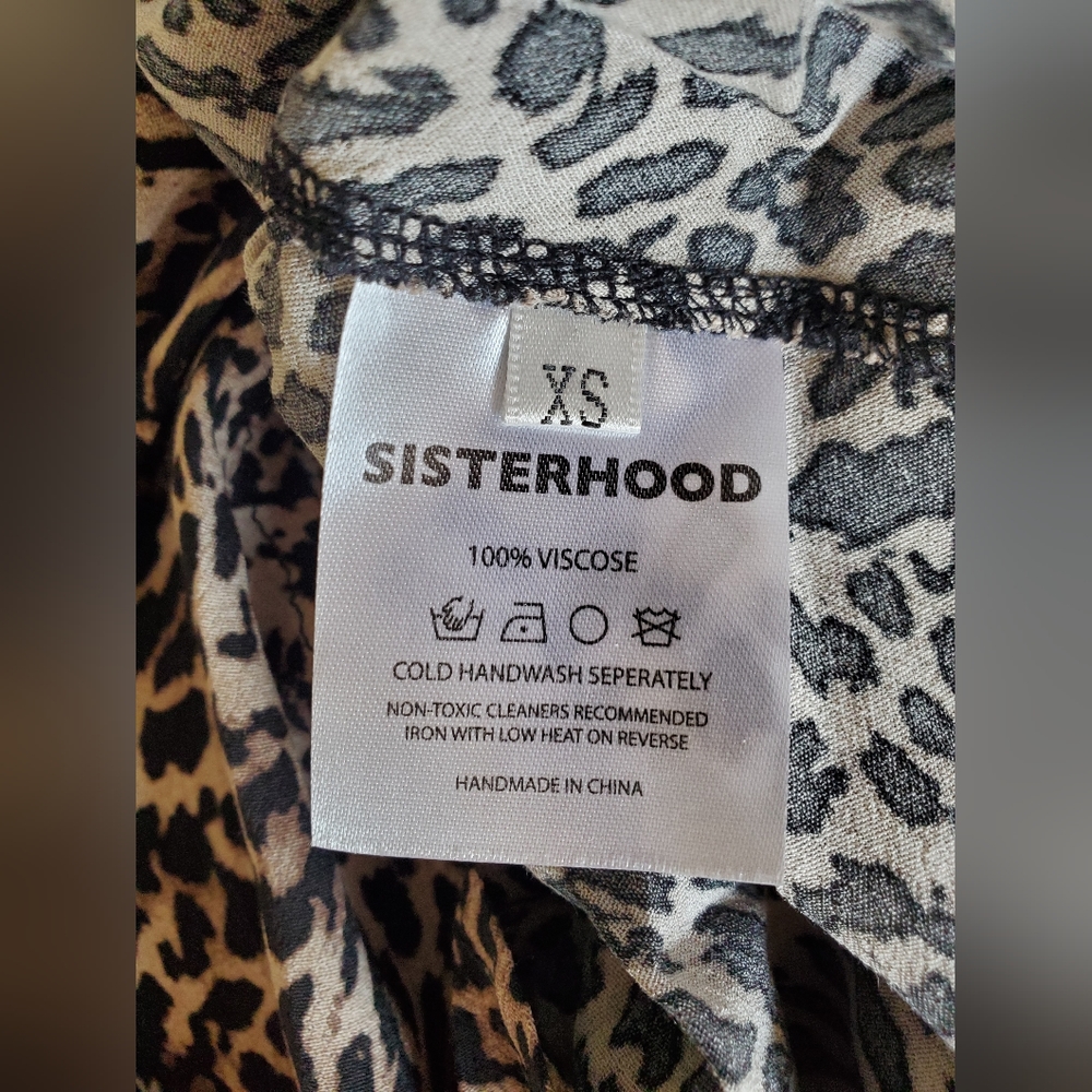 CLOSING JUNE 11!! NWOT Sisterhood Margot skirt - Picture 8 of 8